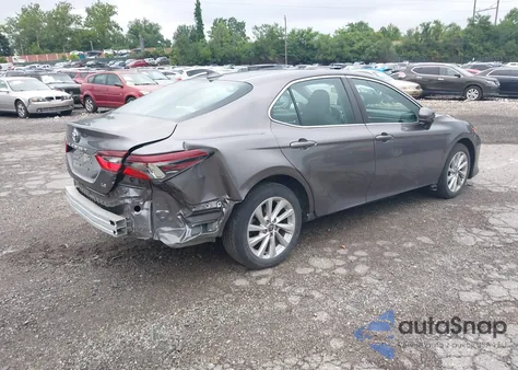 2021 Toyota Camry Le from USA, damaged, VIN 4T1C11AK0MU452590